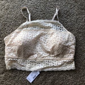 NWT Maurices off-white padded lace bralette